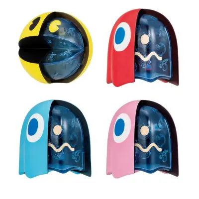 Figurine inside fantasy pac man display(4)